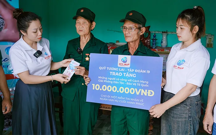 Đội ngũ chăm sóc khách hàng 24/7 chuyên nghiệp và tận tâm của FABET